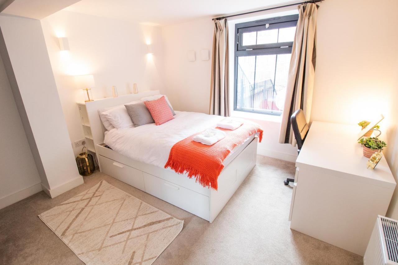 The New52 Oxford By 360Stays - Bespoke 2 Bed Luxury Apartment In The Heart Of Oxford City Centre With Parking Kültér fotó